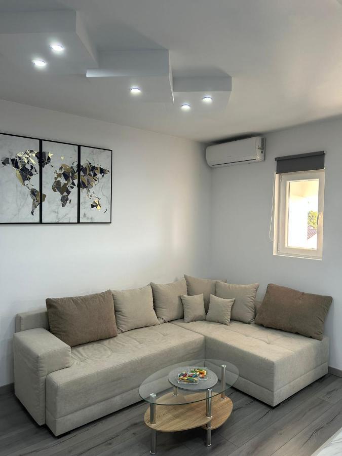Apartment Marko With A Beautiful View Of The Sea Kastel Sucurac Екстер'єр фото